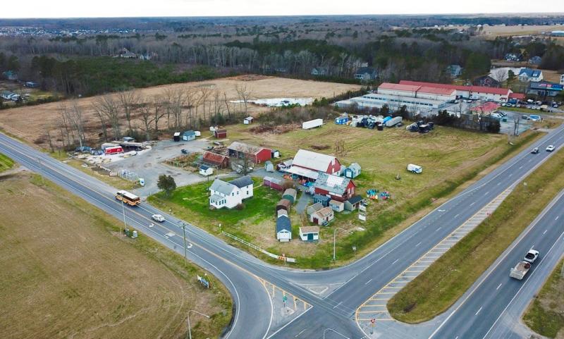 The Cave Neck Road-Route 1 intersection is due for a major road improvement project starting in 2024. NICK ROTH PHOTO